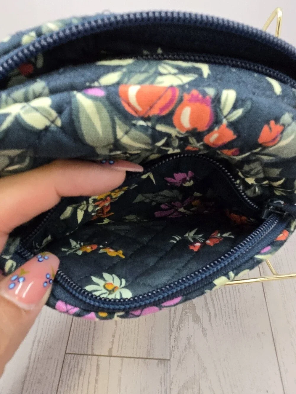 NWOT Vera Bradley Country Floral Grandmacore Medium Quilted Cosmetic Makeup Bag